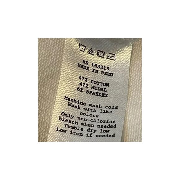 Renwick Golf NWT Women's White & Navy Flag Button Mock Jacket - Picture 5 of 5